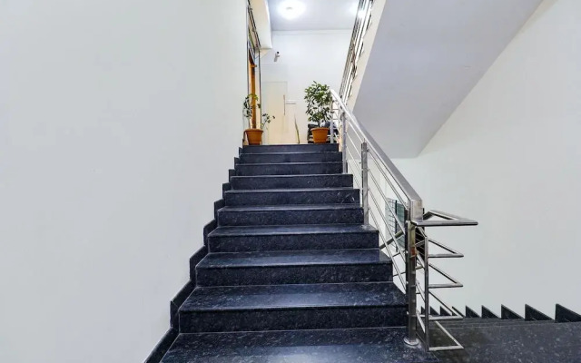 FabExpress Sri Sai Suites