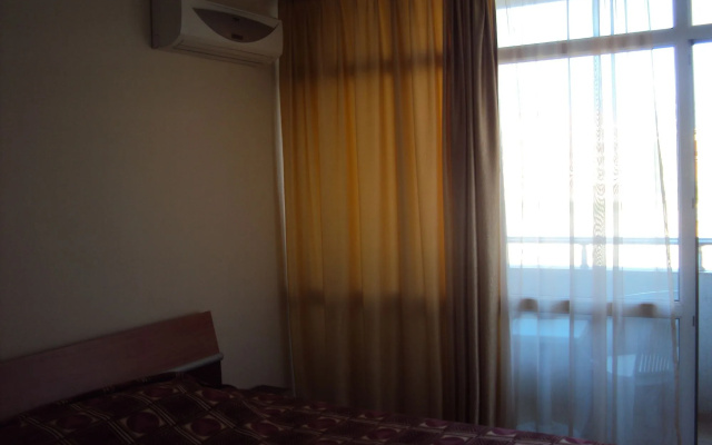 Sun City Apartments