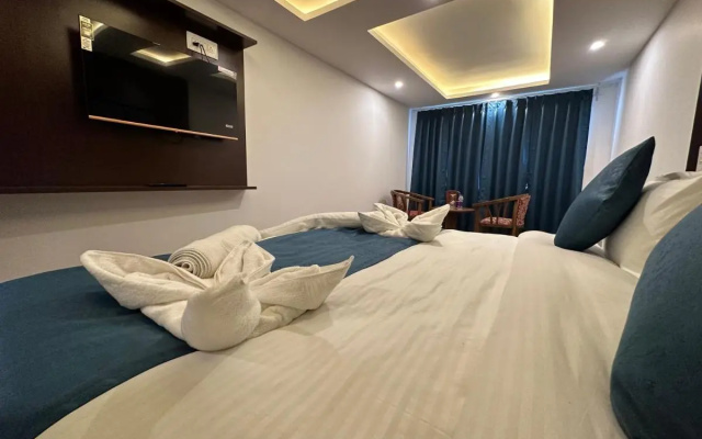 Hotel Fifth Season - Pahalgam