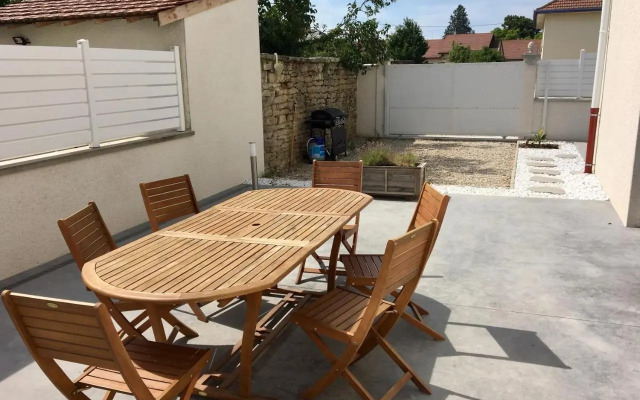 2 Maisons à louer à Montalieu