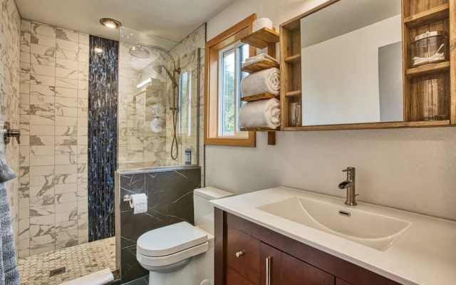 Sehome Garden Inn