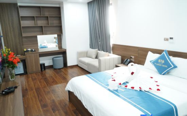 79 Luxury Hotel