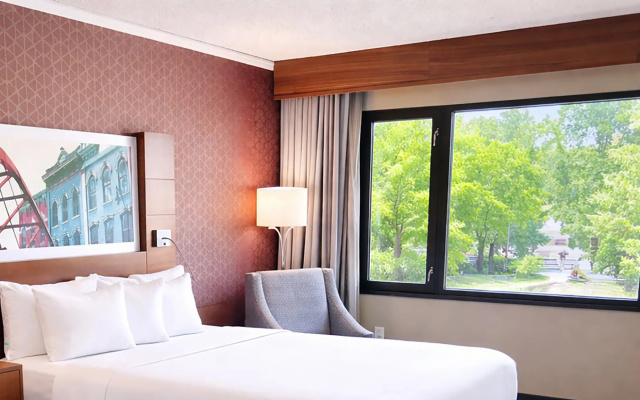 Radisson Hotel La Crosse