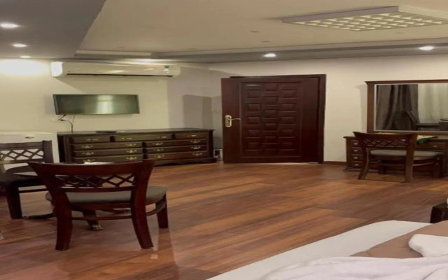Al-manar Hotel