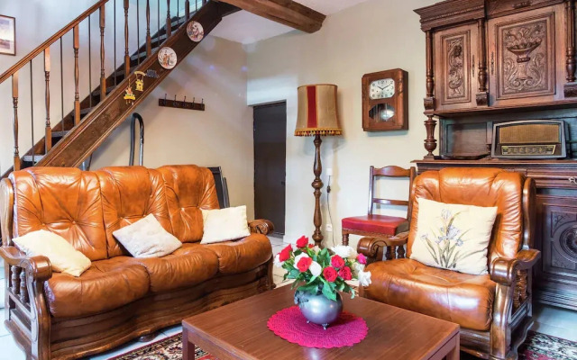 Lovely Holiday Home amidst Meadows in Sourdeval-les-Bois