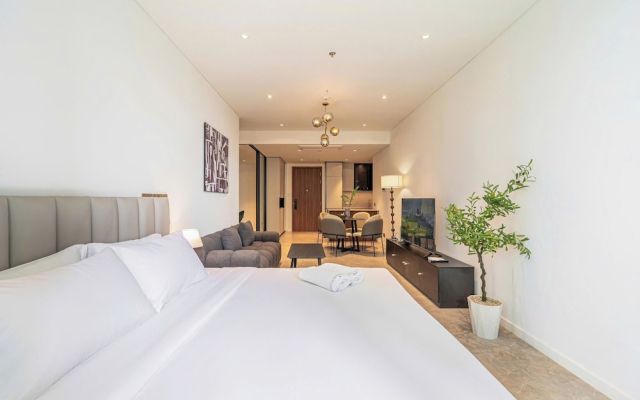 The CREST Premier Residence