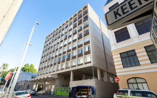 66 Keerom 715