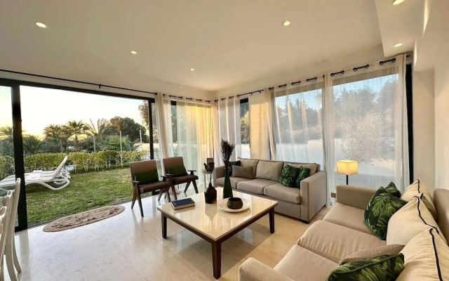 Gold Palms 4 Bedroom Villa