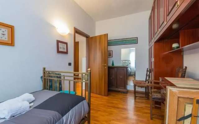 GuestHost -Sunny Dorsoduro Apartment