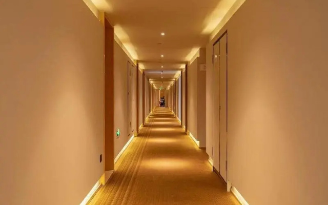 Ji Hotel (Hangzhou East Railway Station)