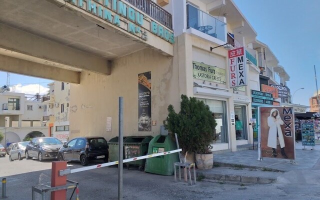 Отель 777 Beach Guesthouse Кипр, Пафос - отзывы, цены и фото номеров - забронировать отель 777 Beach Guesthouse онлайн вид на фасад