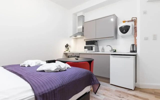 London Homes - Aldgate Flats