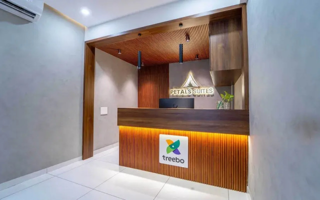 Treebo Petals Suites Marine Drive