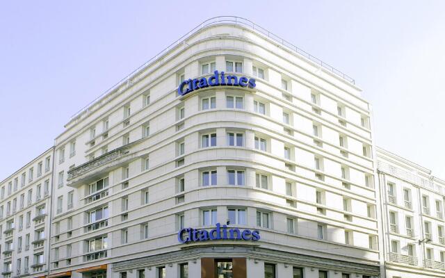 Отель Citadines Tour Eiffel Paris вид на фасад