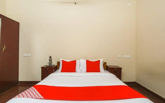 OYO 65953 Hotel Shashva Park