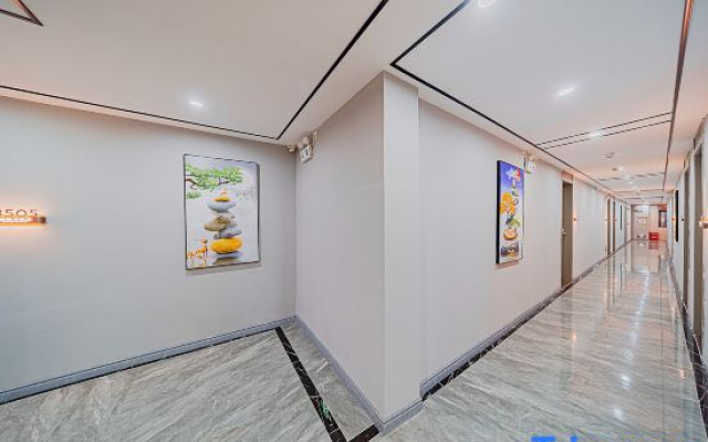 Yuhua Hotel