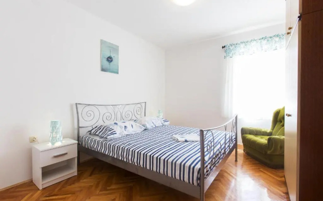 SAN Apartments