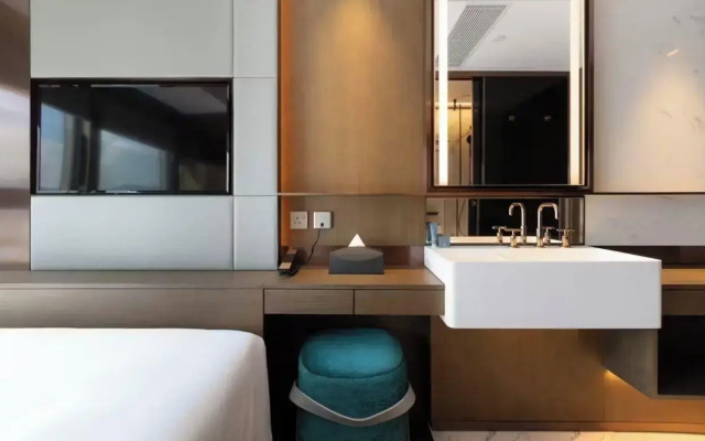 WAKE Concept Hotel