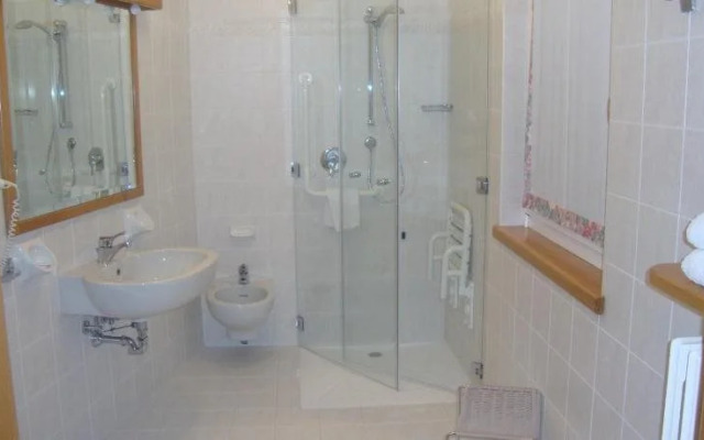 Albergo Miralago