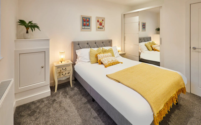 Host Stay Rochester Apartment