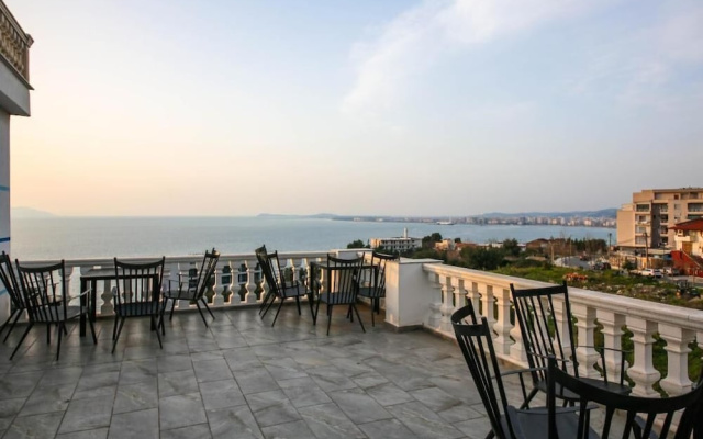 Tonis Rooms Vlore