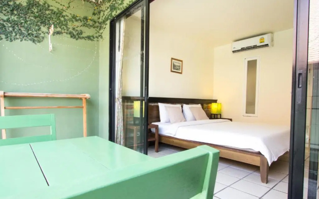 Khaolak Tony Lodge