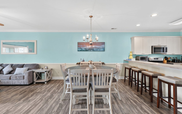 Magnolia Pointe Luster Leaf 4890-303
