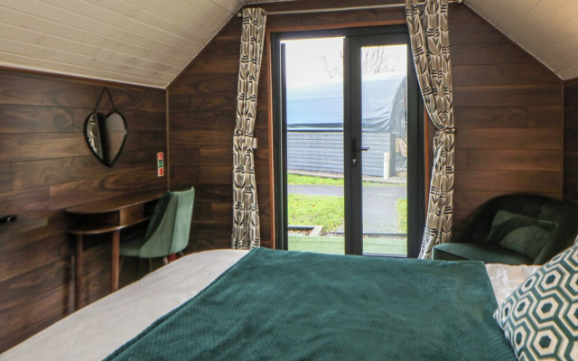 Glamping Tri Pod 3 - Gower