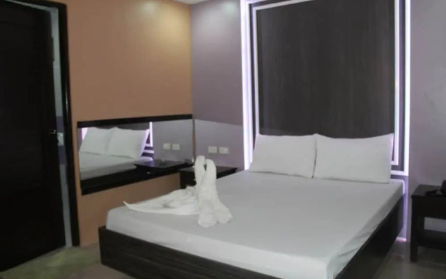 El Vistra Travellers Inn & Coffee Shop