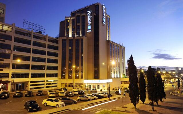 Radisson Blu Hotel вид на фасад
