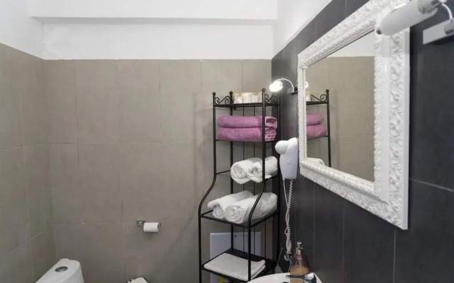 Uno Apartments