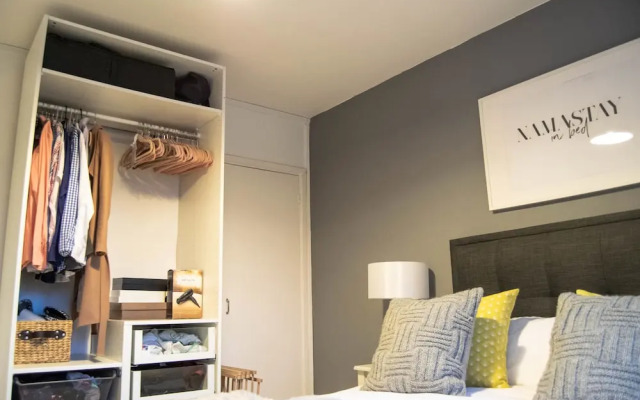 1 Bedroom Battersea Flat