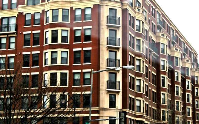 Отель Weichert Suites at Thomas Circle США, Вашингтон - отзывы, цены и фото номеров - забронировать отель Weichert Suites at Thomas Circle онлайн вид на фасад