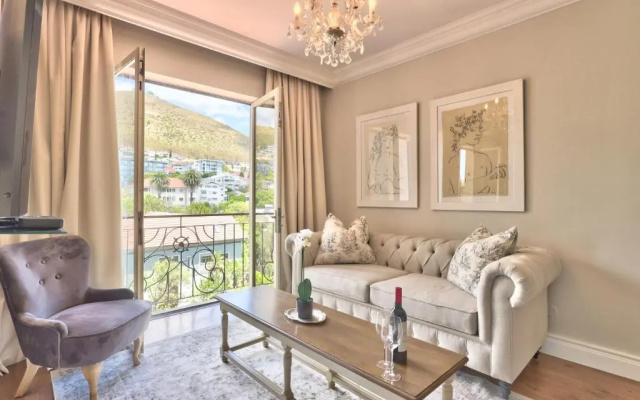 615 Cape Apartment