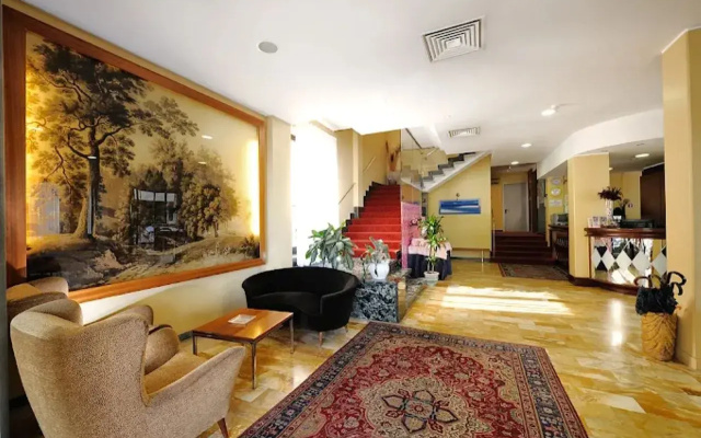 Hotel Sirius