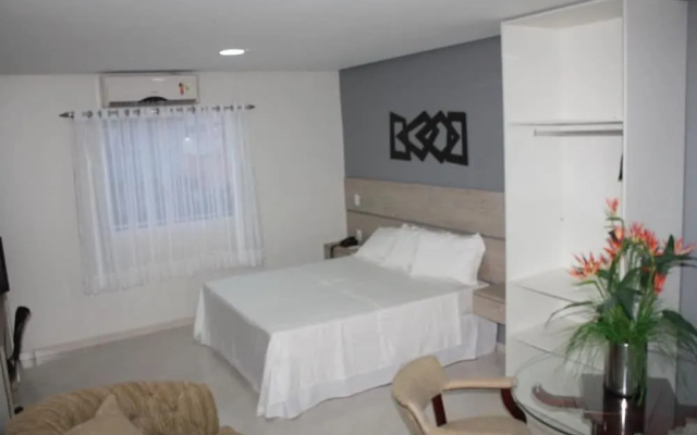 Lara's Hotel