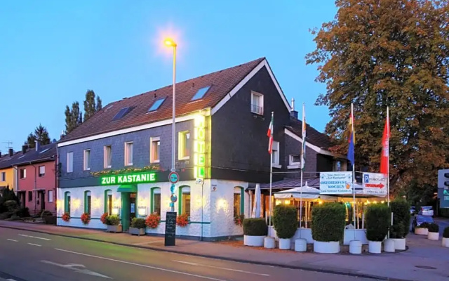 Zur Kastanie