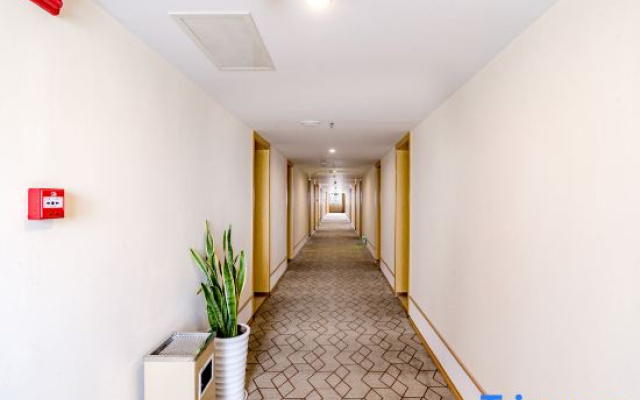 Lankao JT Hotel (Kaifeng Lankao High-Speed Railway Station)