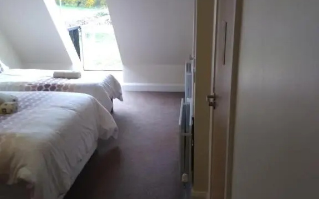 Tollyrose Country House
