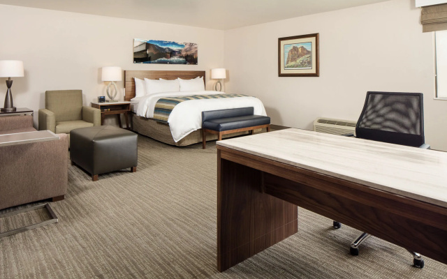 Delta Hotels by Marriott Helena Colonial