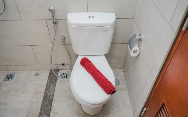 Fully Furnished With Comfort Design Studio Roseville Apartment