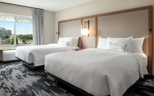 Fairfield Inn & Suites by Marriott Milwaukee West