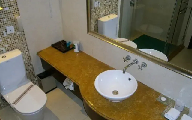 Kong Long Hotel