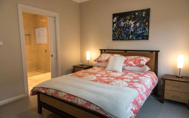 Mountain Blue Guest Accommodation