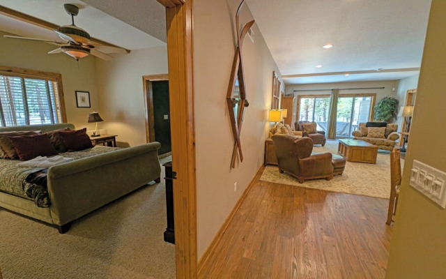 Yellow Pine 32