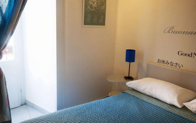 BeHouse Naples Room and Breakfast