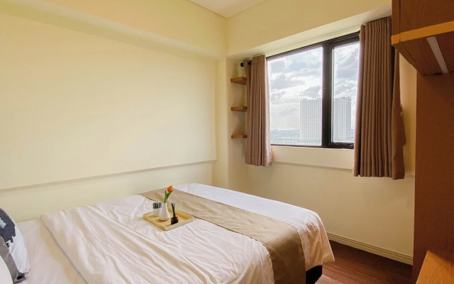 Homey And Roomy 3Br At Apartment Meikarta District 1