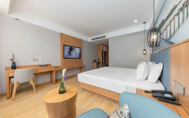 Ginza Hemei Hotel (Jinan Gaoxin Wanda Exhibition Center)