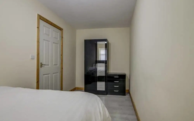 2 Bed, Luxury Apt4 Throstles