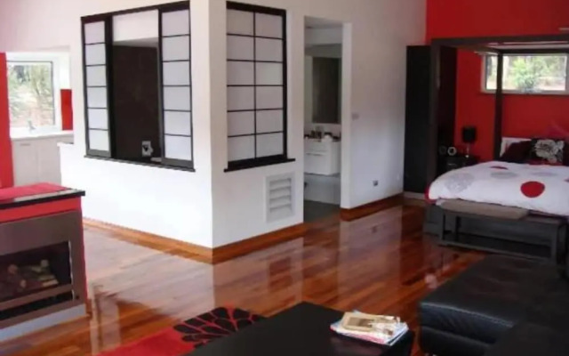 Silkwood Estate